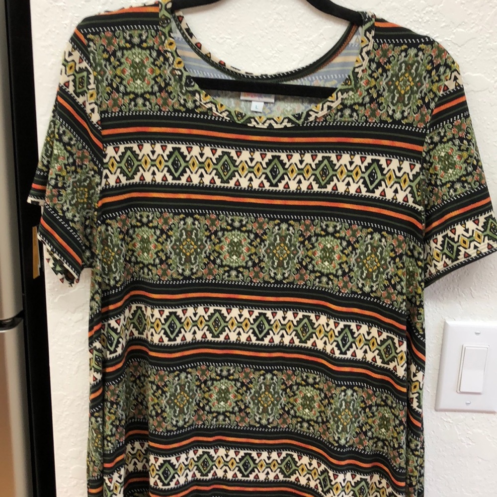 Lularoe Carly